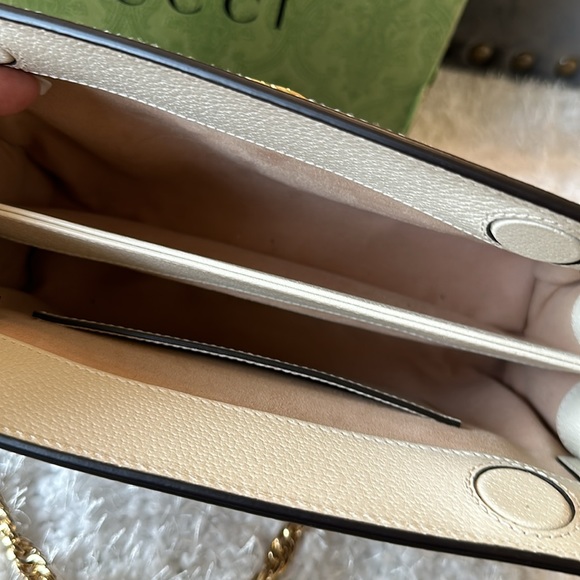 Gucci purse/crossbody - Picture 11 of 12
